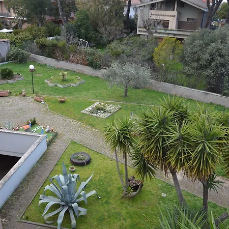 Domus Achille Fosco - Casa Per Ferie ホテル チャンピーノ