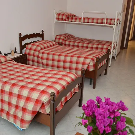 Domus Achille Fosco - Casa Per Ferie *